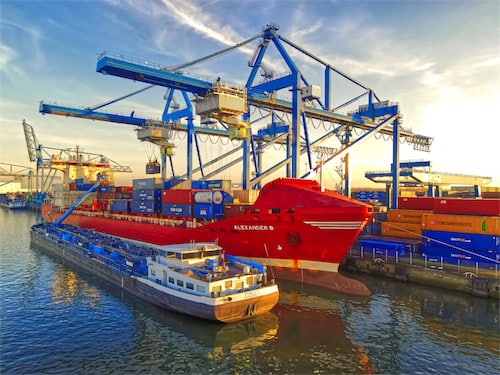 Transforming Container Terminal Operations with Cutting-Edge AI Yard Management Solution